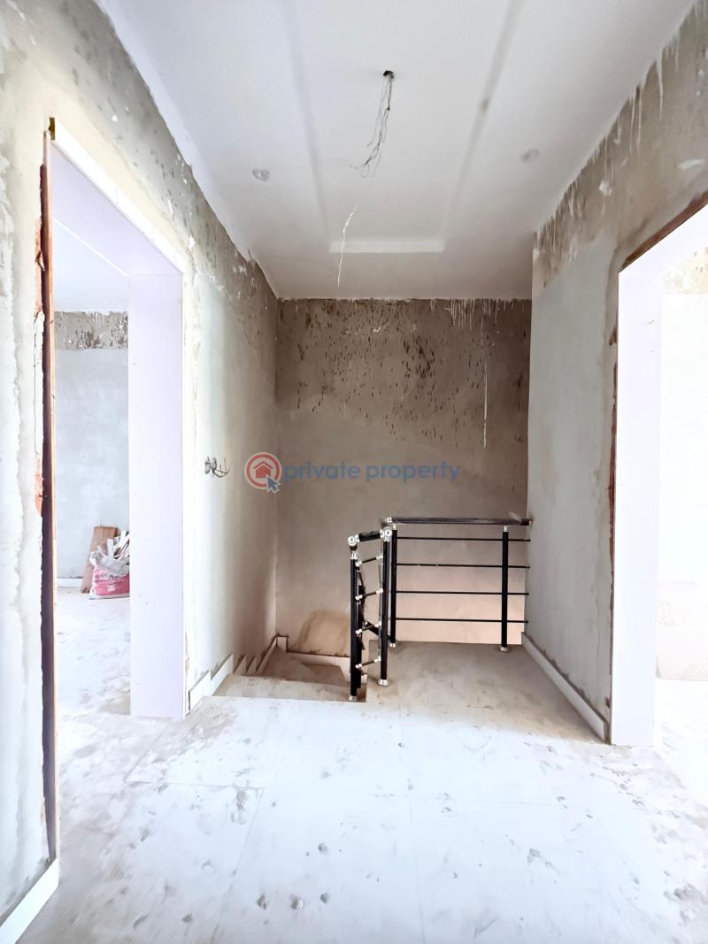 Self compound 3 bedroom terrace duplex - 6 3 bedroom Terrace For Sale Ikota Lekki Lagos - 6