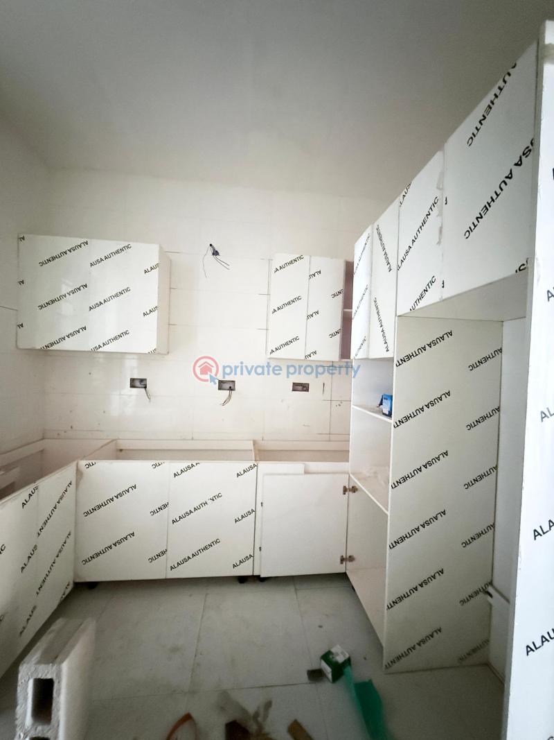 Self compound 3 bedroom terrace duplex - 4 3 bedroom Terrace For Sale Ikota Lekki Lagos - 4