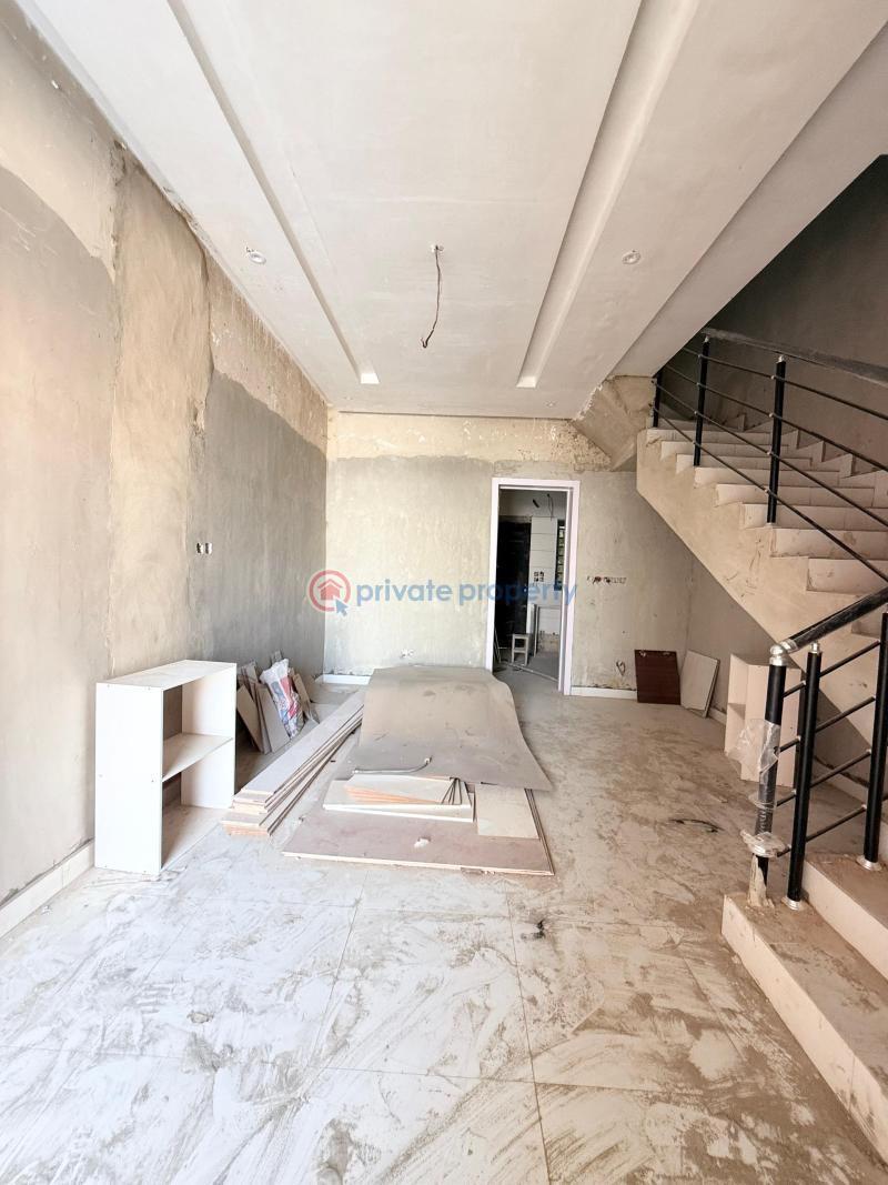 Self compound 3 bedroom terrace duplex - 2 3 bedroom Terrace For Sale Ikota Lekki Lagos - 2