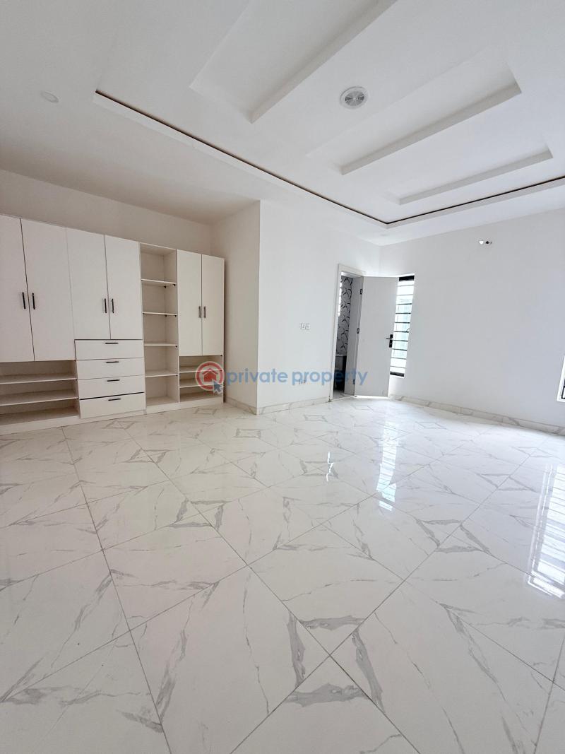 Self compound 3 bedroom terrace duplex in ikota - 16 3 bedroom Terrace For Sale Ikota Lekki Lagos - 16