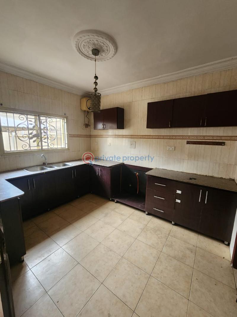 4 bedroom Detached Duplex For Rent Aerodrome Gra Samonda Ibadan Oyo - 1