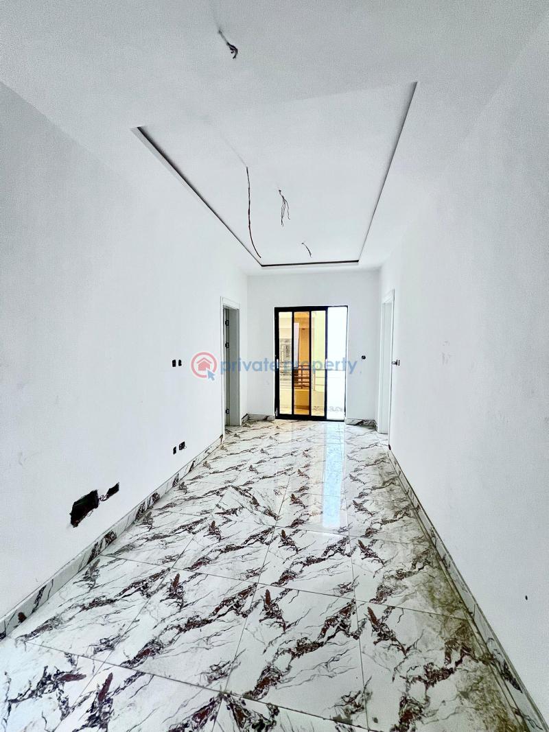 Self compound 4 bedroom semi-detached duplex with bq - 7 4 bedroom Semi detached Duplex For Sale Lekki Phase 1 Lagos - 7