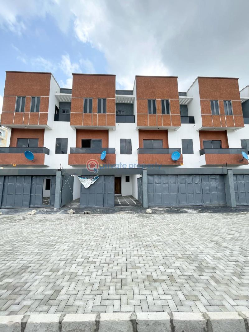 Self compound 4 bedroom terrace in main lekki - 1 4 bedroom Terrace For Sale Main Lekki Phase One Lekki Phase 1 Lagos - 1