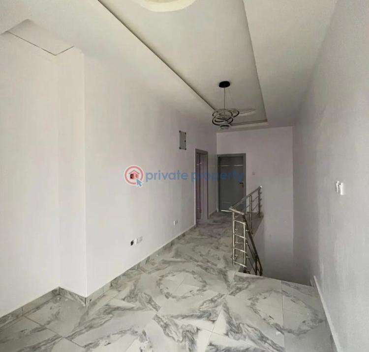 Self compound 6 bedroom terrace and bq - 6 6 bedroom Terraced Duplex For Sale Orchid Lekki Lagos - 6