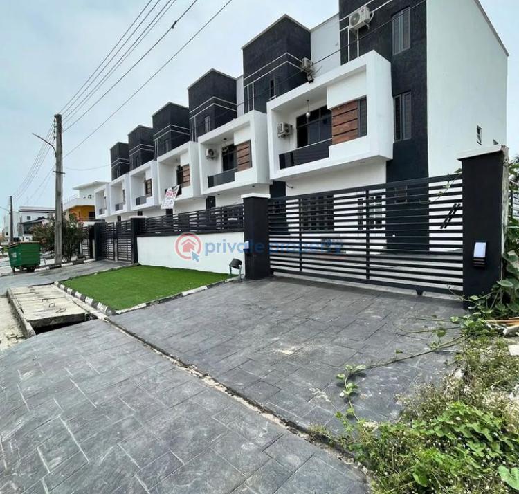 Self compound 6 bedroom terrace and bq - 0 6 bedroom Terraced Duplex For Sale Orchid Lekki Lagos - 0