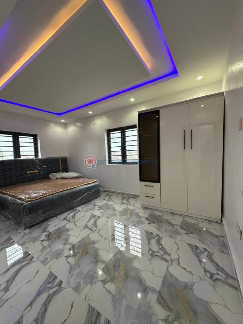 3 bedroom Penthouse For Sale Abraham Adesanya Ajah Lagos - 0