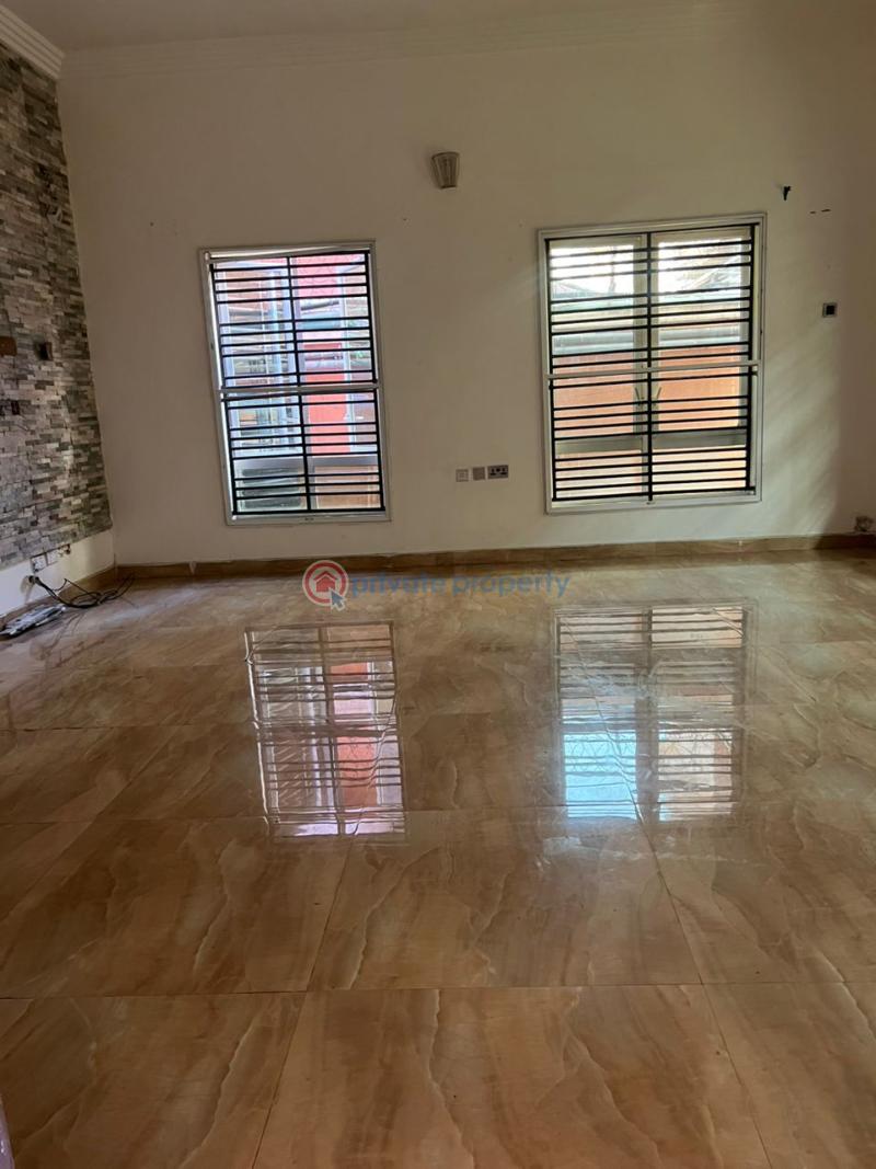 1 bedroom Self Contain For Rent Ologolo Lekki Lagos - 3