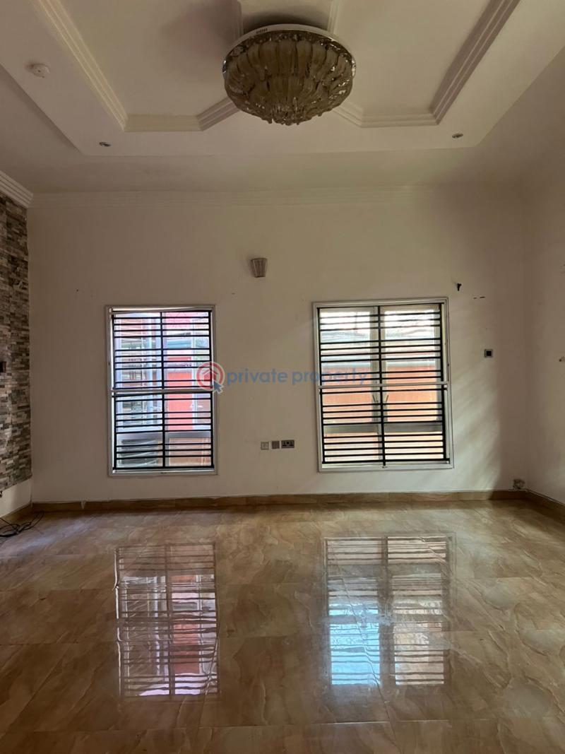 1 bedroom Self Contain For Rent Ologolo Lekki Lagos - 6