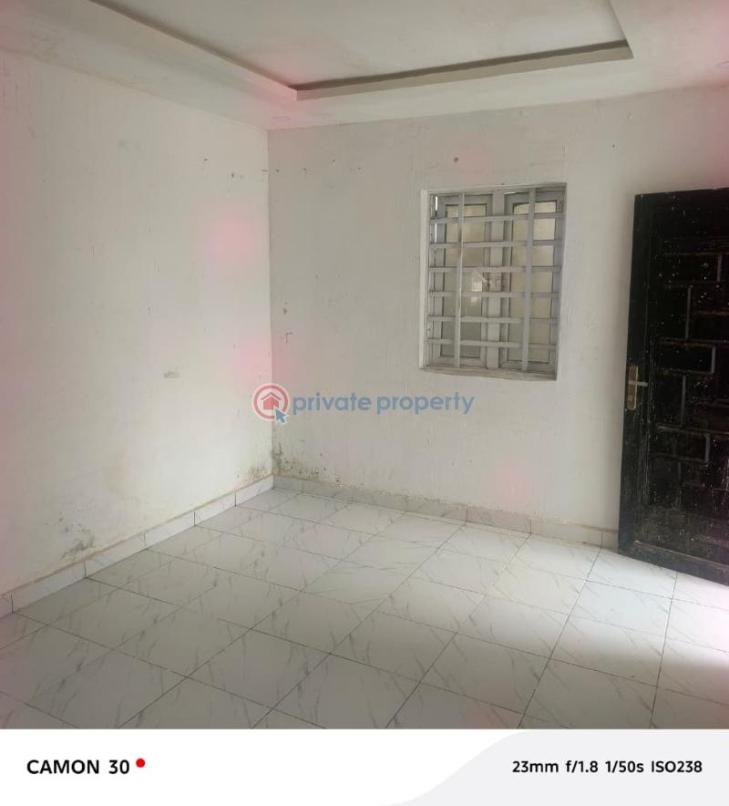 Self Contain For Rent Orchid Road Lafiaja Community Lekki Lagos - 2