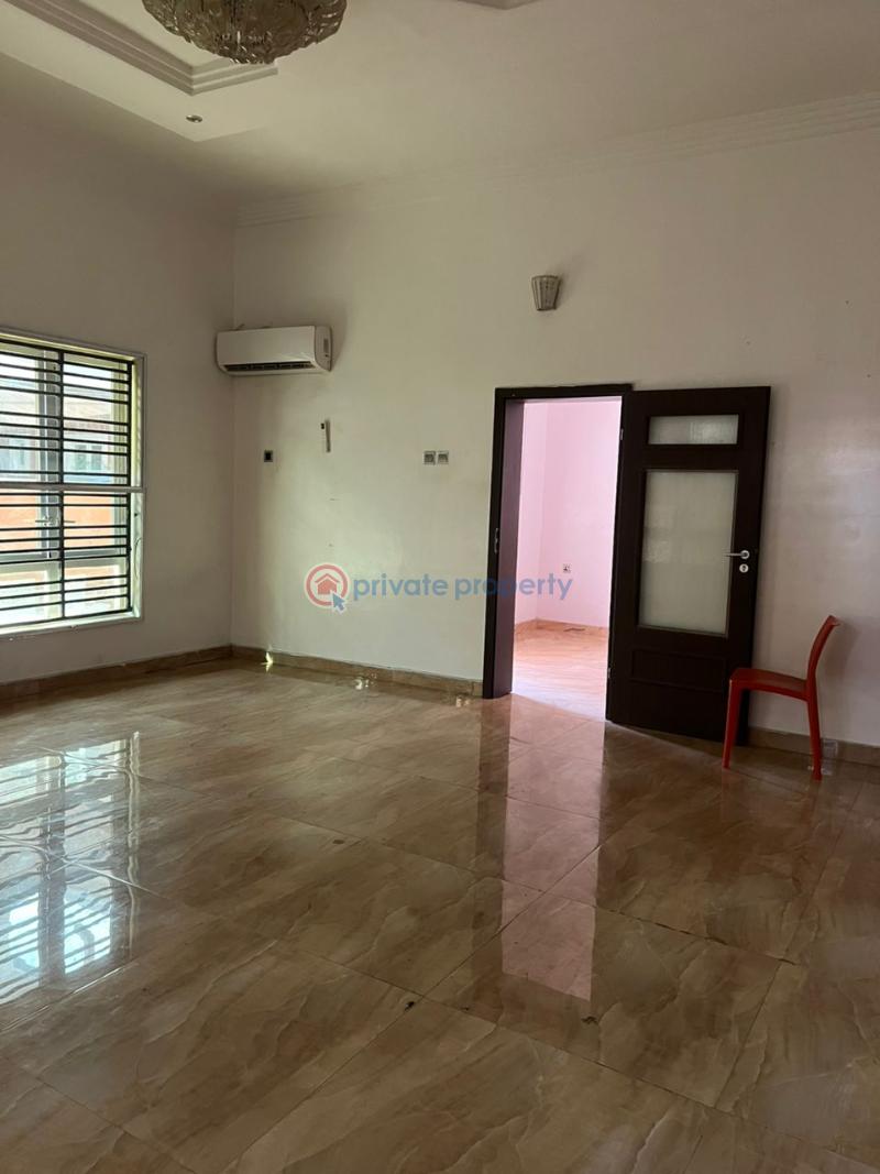 1 bedroom Self Contain For Rent Ologolo Lekki Lagos - 10