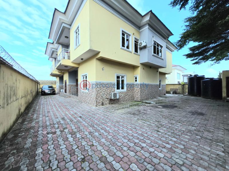 2 bedroom Block Of Flats For Rent Lekki Phase 1 Lagos - 0