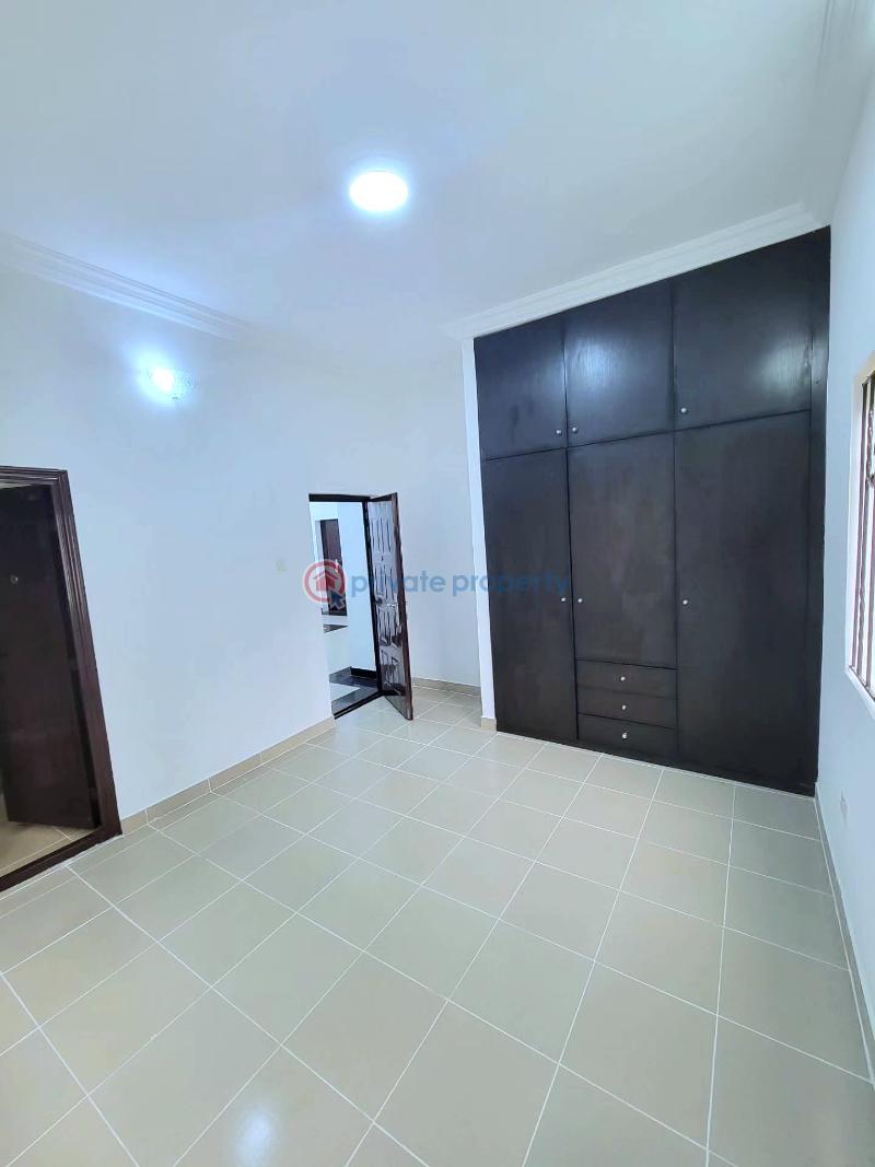 Self service 2 bedroom apartment - 5 2 bedroom Block Of Flats For Rent Oniru Victoria Island Lagos - 5