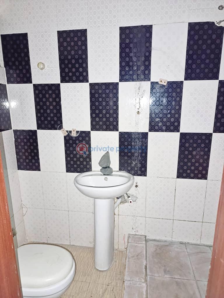 Self service 3 bedroom apartment - 7 3 bedroom Flat & Apartment For Rent Osapa Lekki Lagos - 7