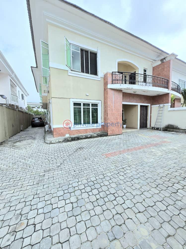 3 bedroom Flat & Apartment For Rent Lekki Phase 1 Lagos - 0