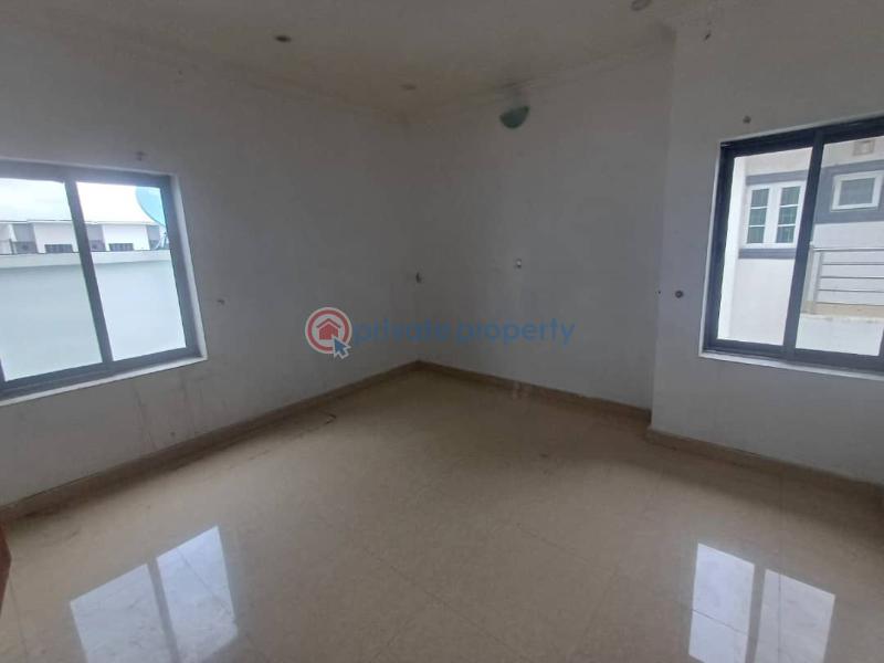 Self service 3bedroom flat with bq at lekki phase 1 - 3 3 bedroom Block Of Flats For Rent Off Admiralty Road Lekki Phase 1 Lagos - 3