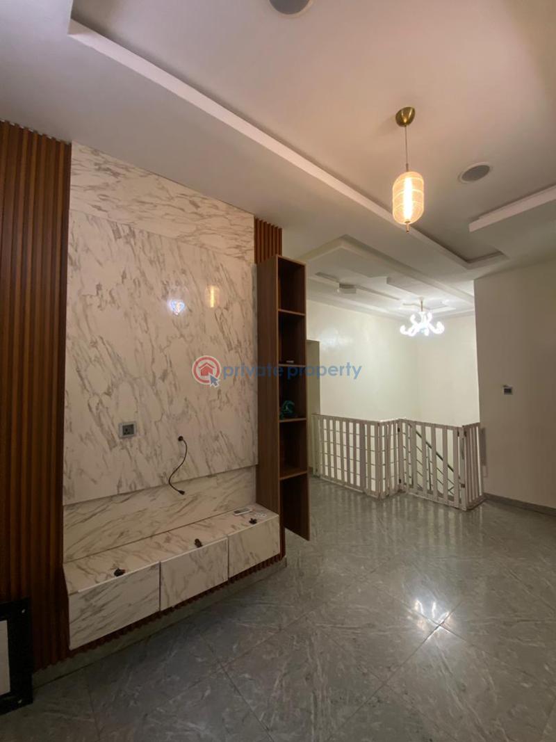 4 bedroom Semi detached Duplex For Rent Chevron's🔰 Well Secured Estate Chevron Drive Lekki Lagos - 8