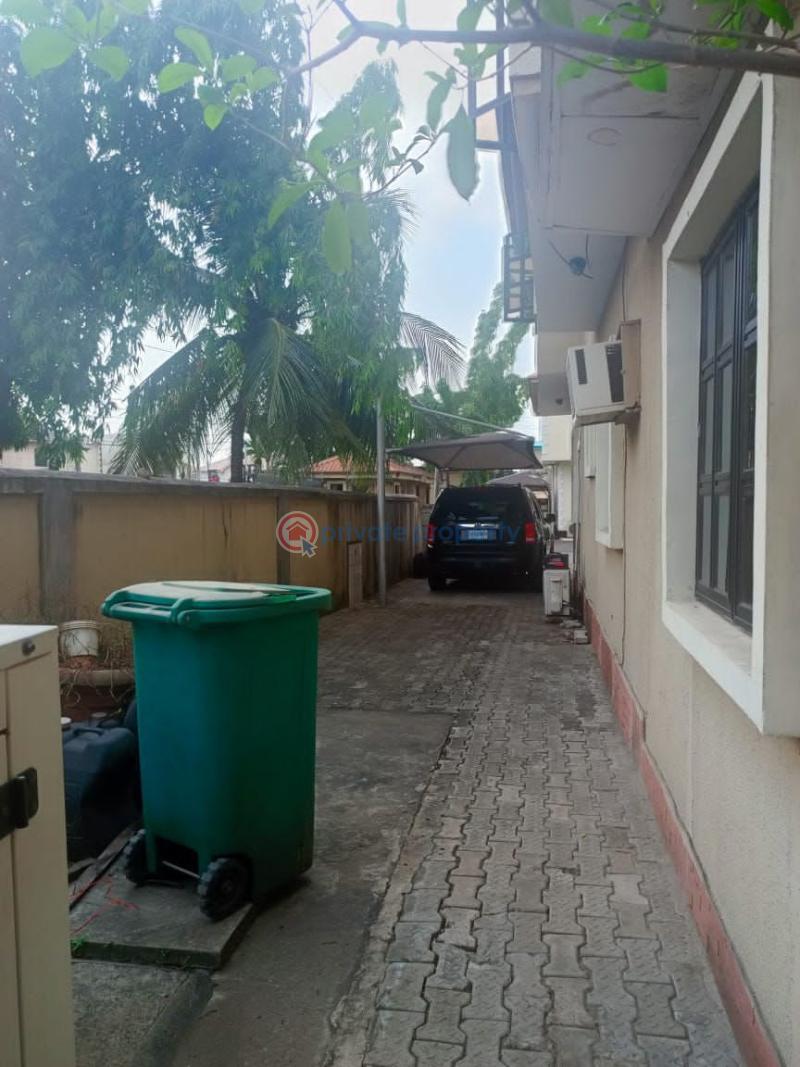 Self service 4bedroom detached duplex with bq at lekki phase 1 - 2 4 bedroom Detached Duplex For Rent Off Admiralty Way Lekki Phase 1 Lagos - 2