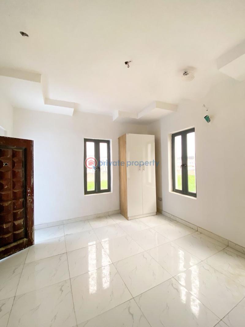 Self serviced 2 bedroom apartment ( 1st floor ) - 4 2 bedroom Block Of Flats For Rent Secure Estate At Harris Drive Lekki Victoria Garden City Lekki Lagos - 4