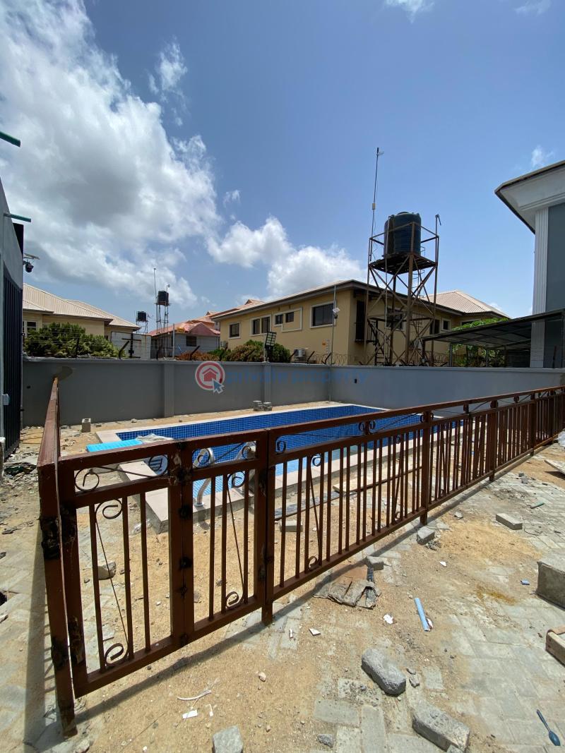 2 bedroom Flat & Apartment For Sale Lekki Phase 1 Lagos - 3