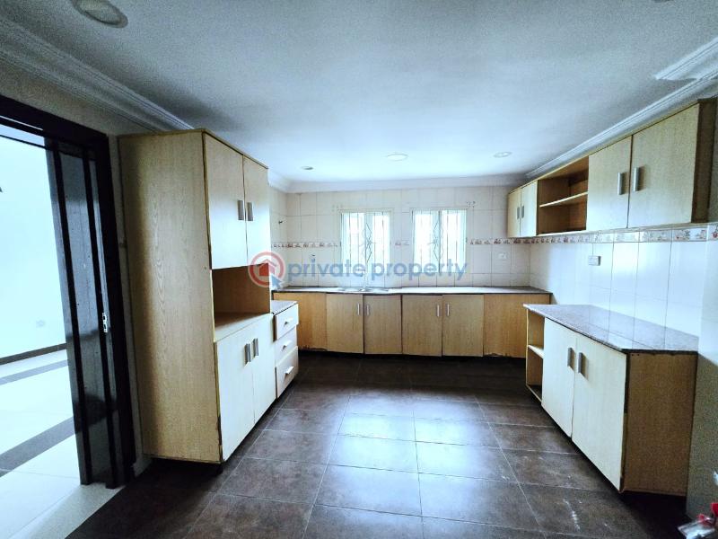 3 bedroom Flat & Apartment For Rent Lekki Right , U3 Estate Lekki Phase 1 Lagos - 13