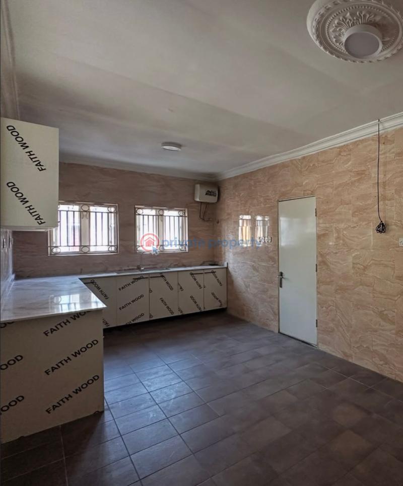 3 bedroom Flat & Apartment For Rent Lekki Phase 1 Lagos - 3