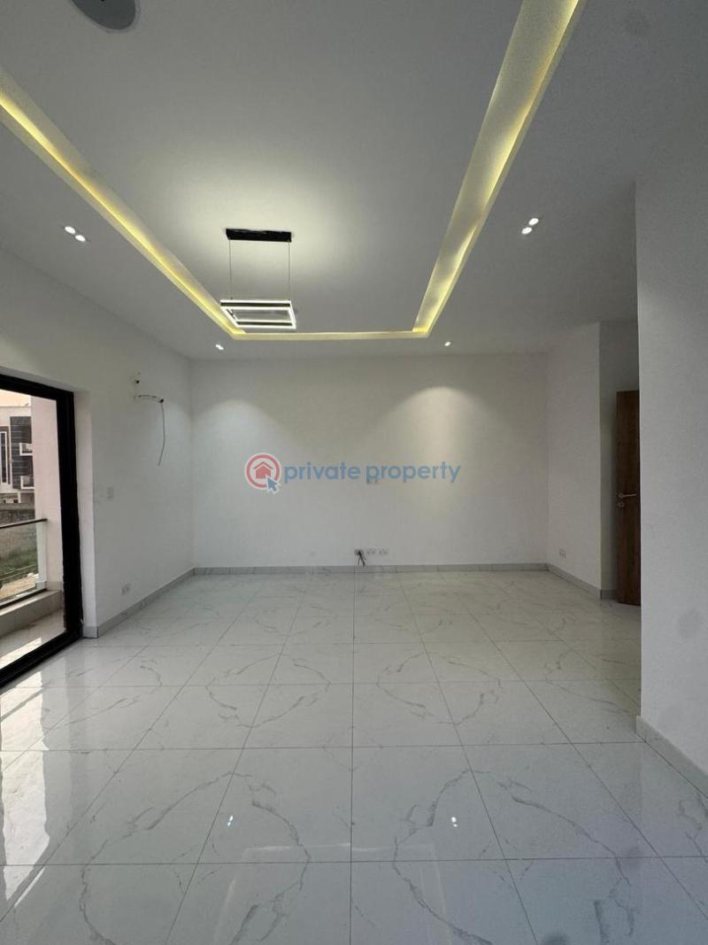 4 bedroom Semi detached Duplex For Sale Scheme 2 Ilaje Ajah Lagos - 12
