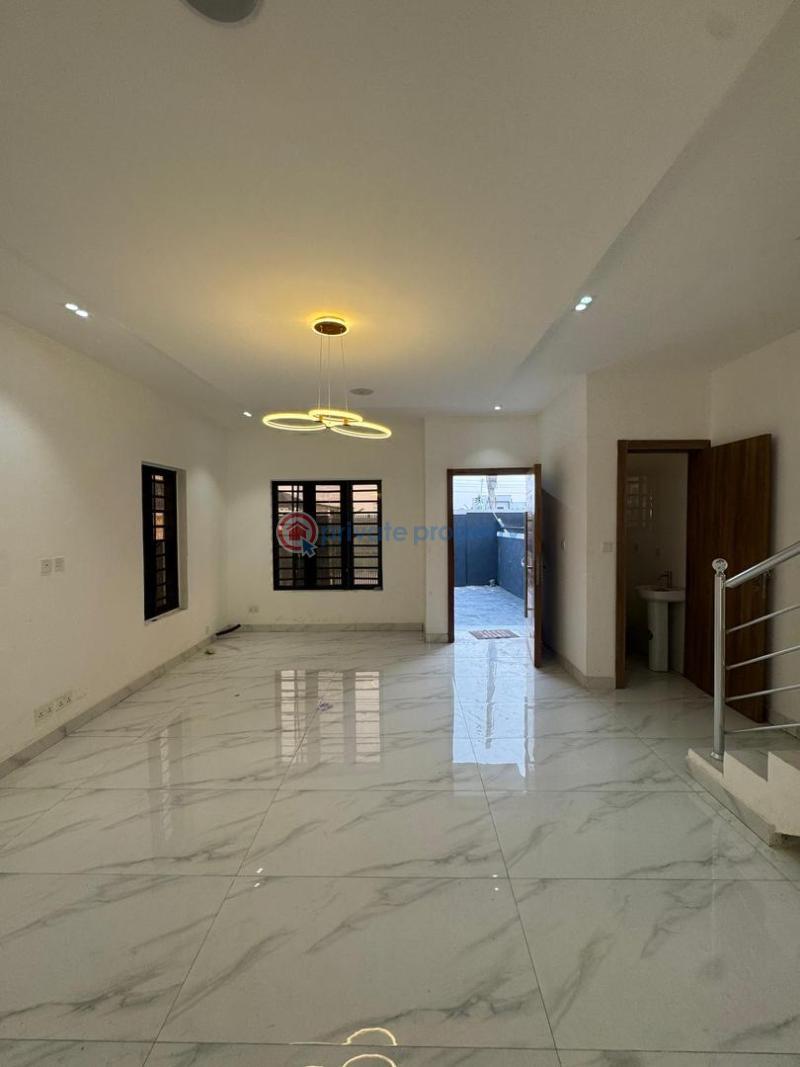 4 bedroom Semi detached Duplex For Sale Scheme 2 Ilaje Ajah Lagos - 1