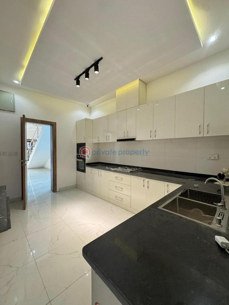 4 bedroom Semi detached Duplex For Sale Scheme 2 Ilaje Ajah Lagos - 2