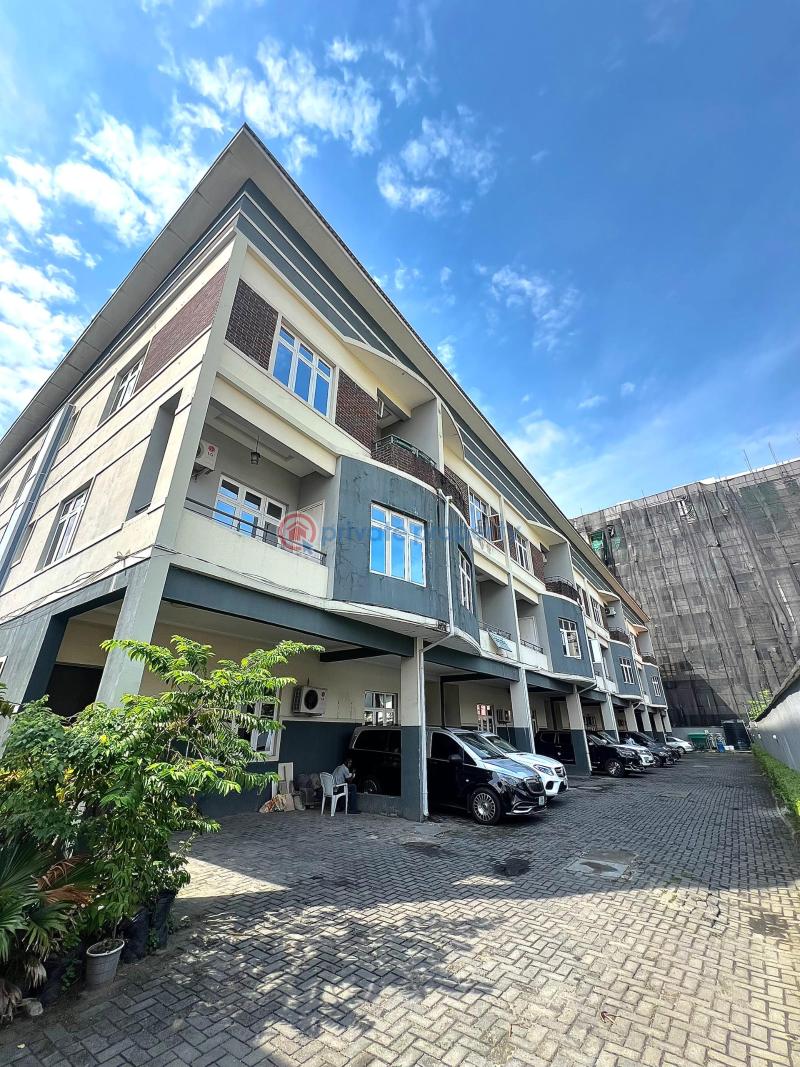 4 bedroom Terrace For Rent Oniru Victoria Island Lagos - 0