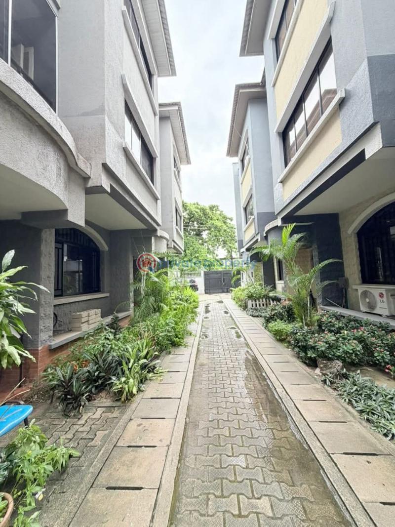 4 bedroom Office For Rent Victoria Island Lagos - 1