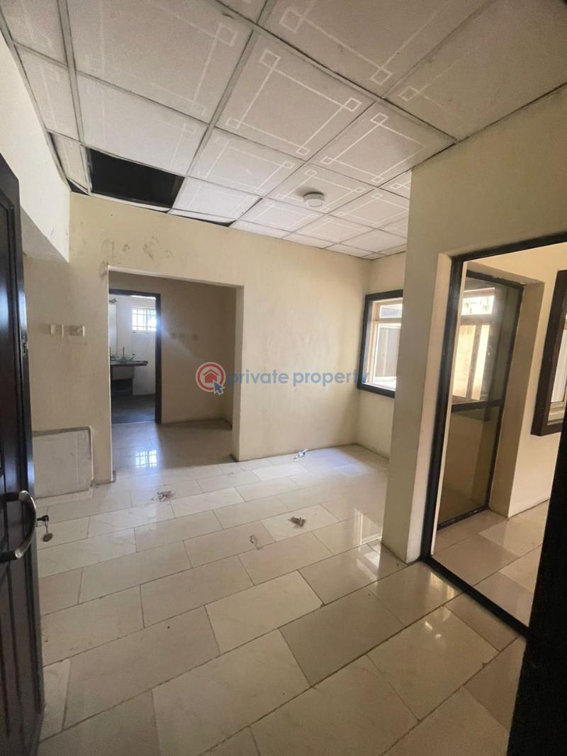 Self serviced 5 bedroom semi detached duplex + 2 room bq - 4 5 bedroom Flat & Apartment For Rent Lekki Phase 1 Lagos - 4