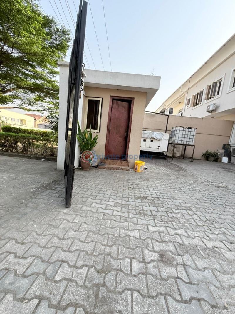 5 bedroom Commercial Property For Rent Lekki Phase 1 Lagos - 7