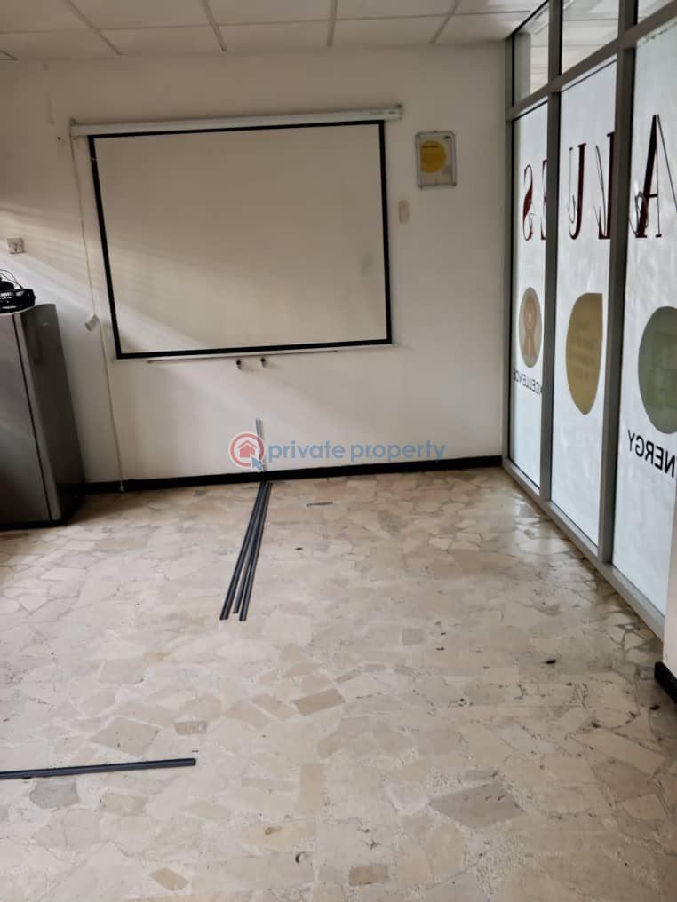 7 bedroom Office For Rent Lekki Phase1 Lagos. Lekki Phase 1 Lagos - 2