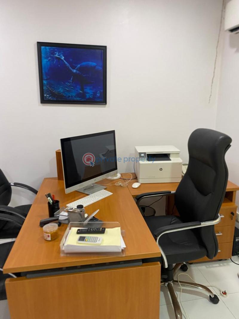 Commercial Property For Rent Victoria Island Lagos - 10