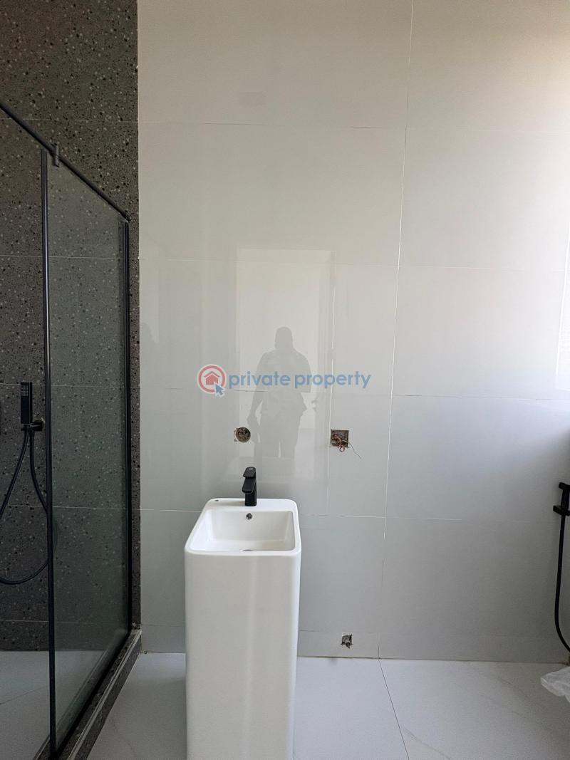 5 bedroom Terraced Duplex For Sale Phase 1, Lekki Phase 1 Lagos - 16