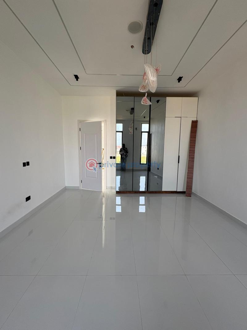 5 bedroom Terraced Duplex For Sale Phase 1, Lekki Phase 1 Lagos - 19