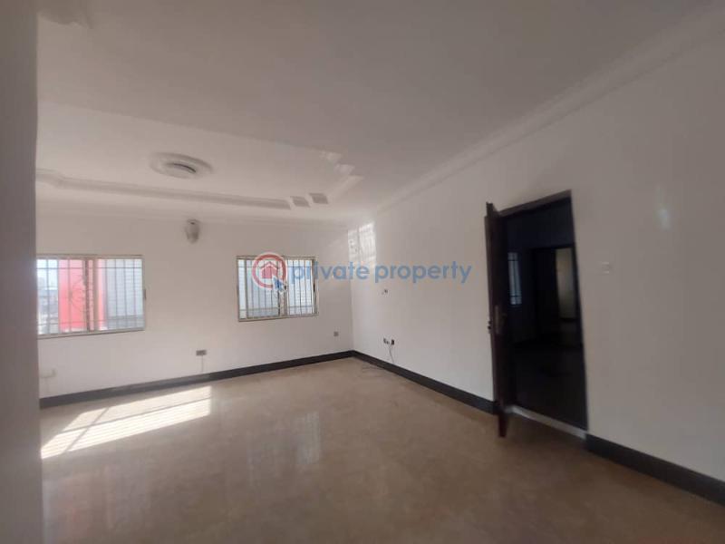 Commercial Property For Rent Victoria Island Lagos - 12