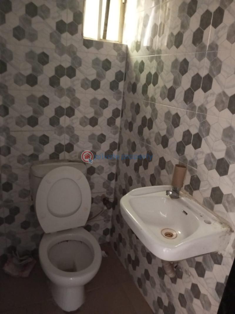 1 bedroom Mini Flat For Rent Off Spg Road Ologolo Lekki Lagos - 9