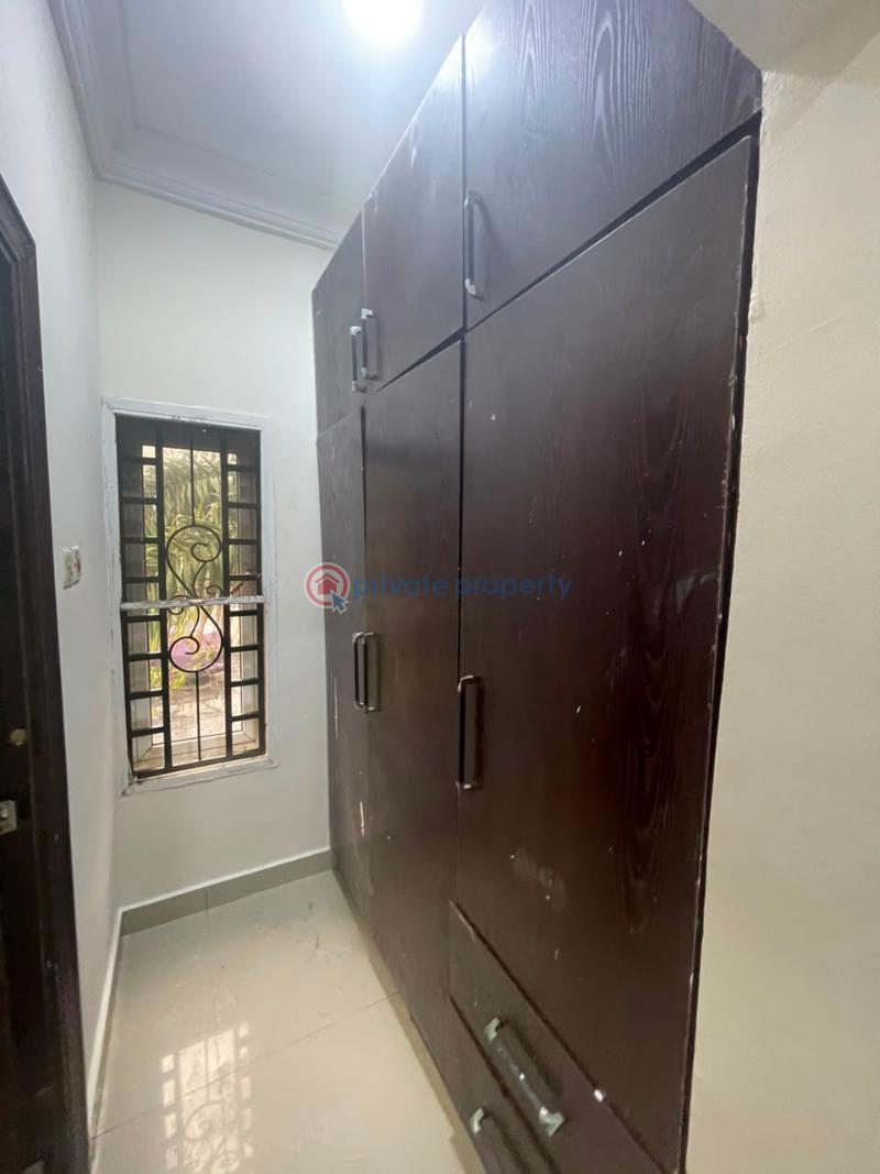 1 bedroom Mini Flat For Rent Lekki Phase1 Lagos. Lekki Phase 1 Lagos - 4