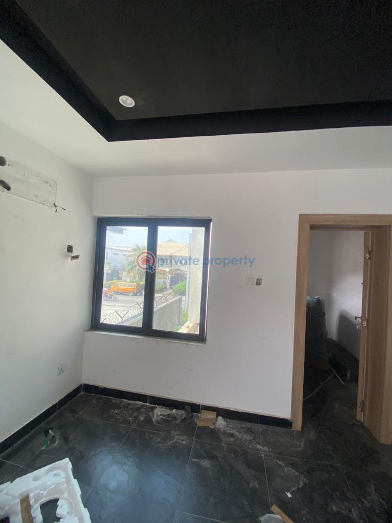 Commercial Property For Rent Lekki Phase 1 Lagos - 9