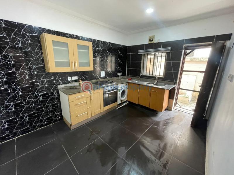 4 bedroom Duplex For Sale Osapa Lekki Lagos - 15