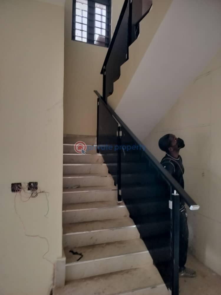 Semi brief  for sale   4 bedroom duplex inside an estate okupe maryland   price 280m  dp - 5 4 bedroom Duplex For Sale Maryland Lagos - 5