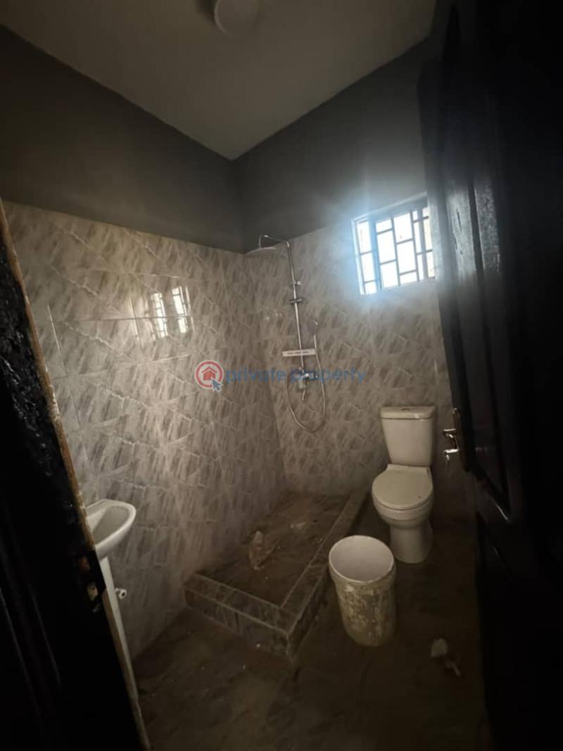 House For Rent At Golden/green Gate Estate, Oluyole Estate, Ibadan Ibadan Oyo - 7