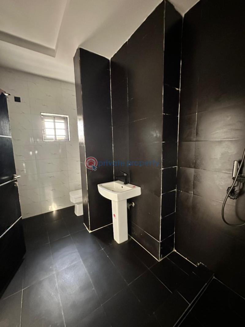 4 bedroom Detached Duplex For Sale Engr Lere Adigun Gra Basorun Ibadan Oyo - 9