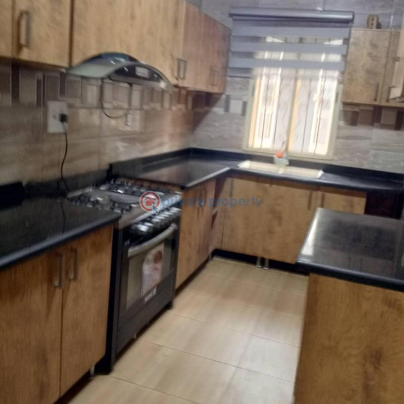 House For Rent Basorun Housing Estate, Opp Kolapo Ishola Gra, Ibadan. Basorun Ibadan Oyo - 0
