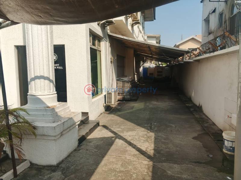 Commercial Property For Rent Lekki Phase 1 Lagos - 9