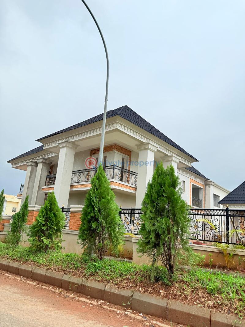 5 bedroom Detached Duplex For Sale Apo Abuja Phase 2  - 1