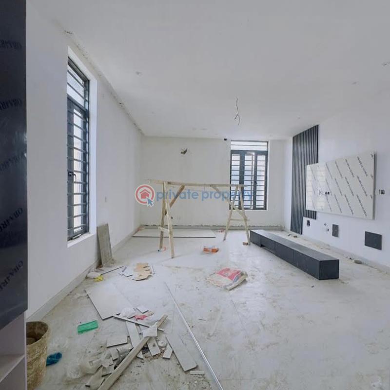 Semi-detached luxury duplex - 3 4 bedroom Semi detached Duplex For Sale Surulere Lagos - 3