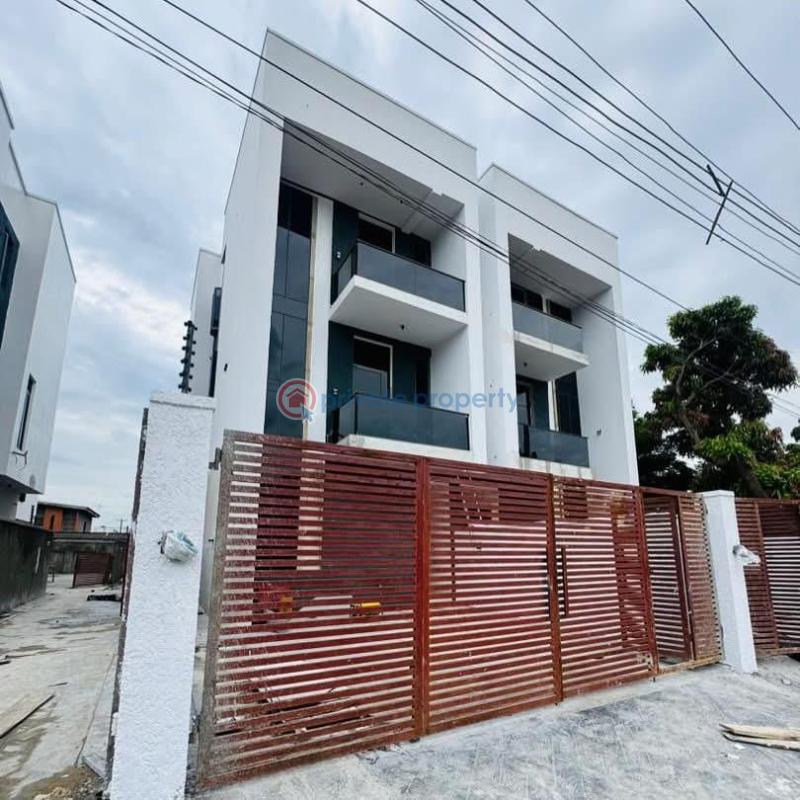 Semi-detached luxury duplex - 4 4 bedroom Semi detached Duplex For Sale Surulere Lagos - 4