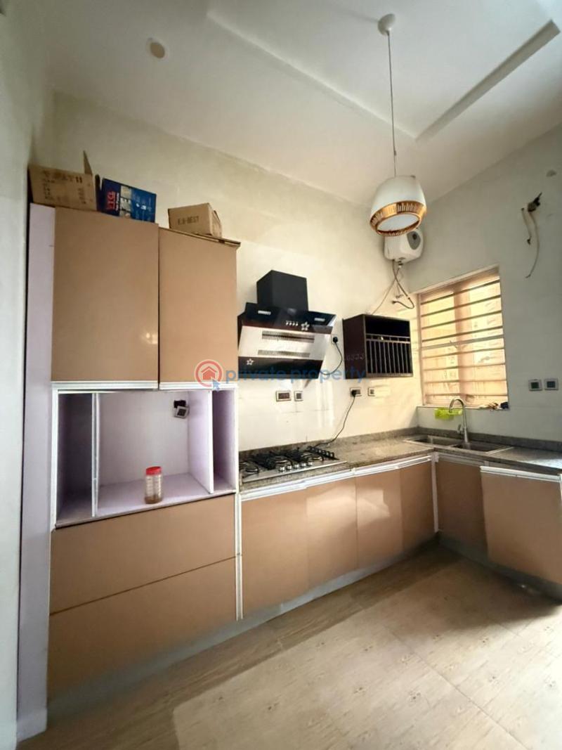 4 bedroom Semi detached Duplex For Rent Chevron, Lekki Chevron Drive Lekki Lagos - 4